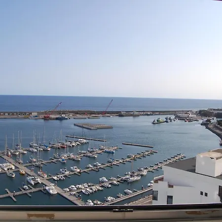 Atlantic Tower - Free Parking Apartment *